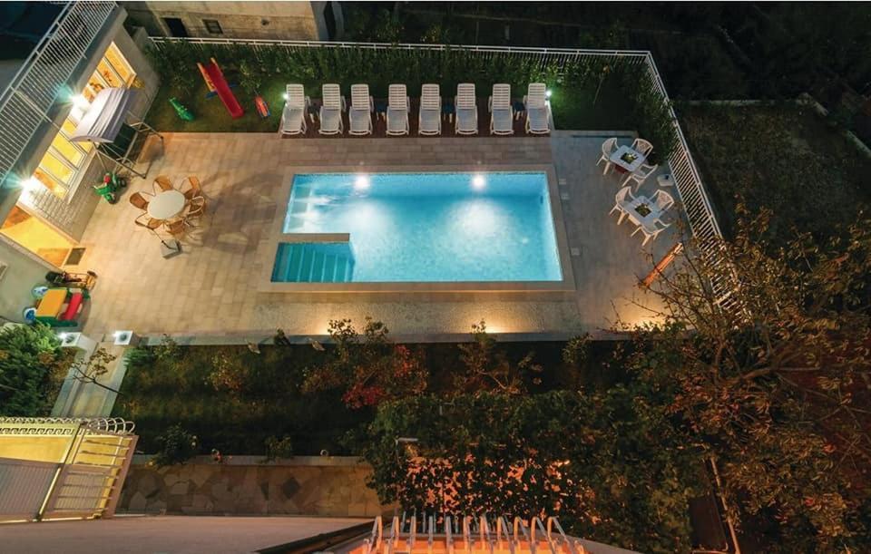 פודסטראנה Apartments Mm מראה חיצוני תמונה