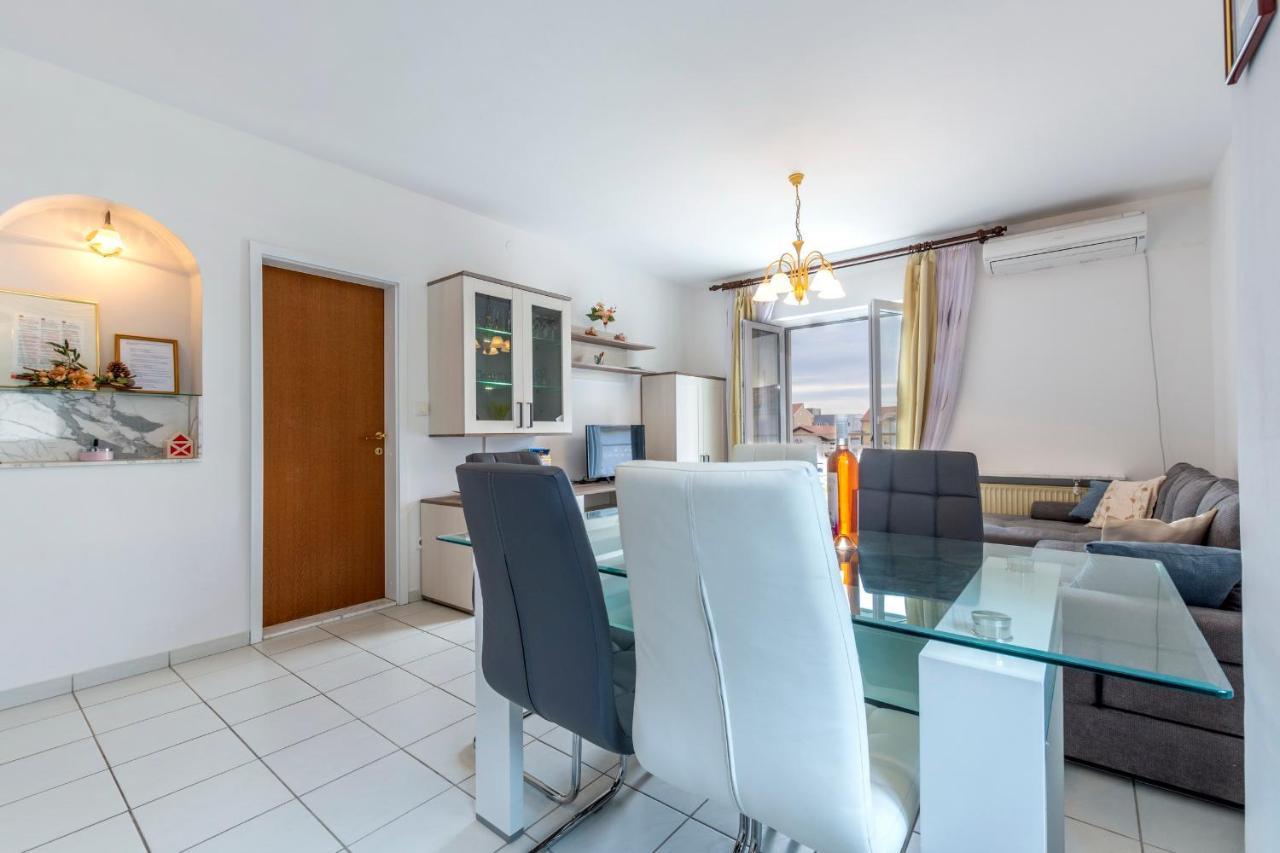 פודסטראנה Apartments Mm מראה חיצוני תמונה