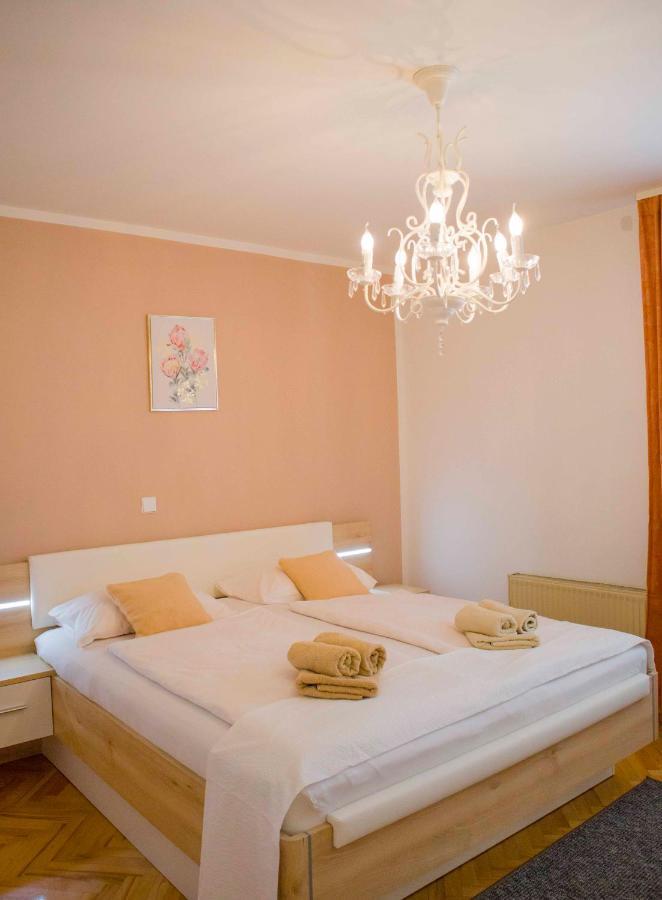 פודסטראנה Apartments Mm מראה חיצוני תמונה