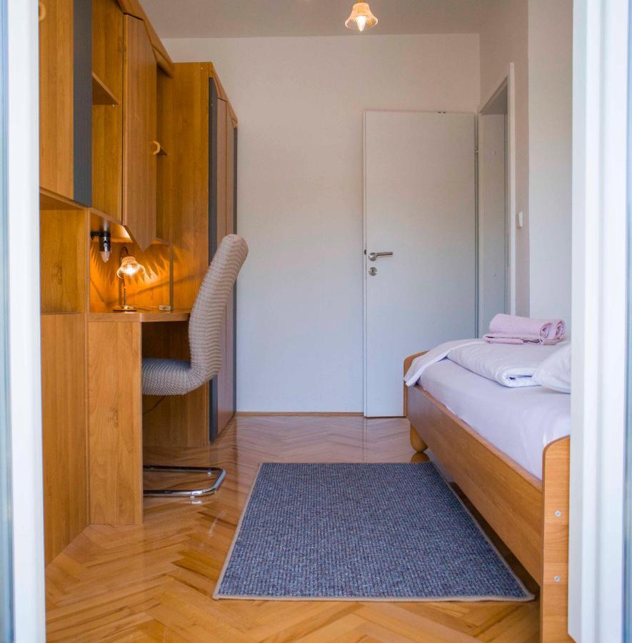 פודסטראנה Apartments Mm מראה חיצוני תמונה