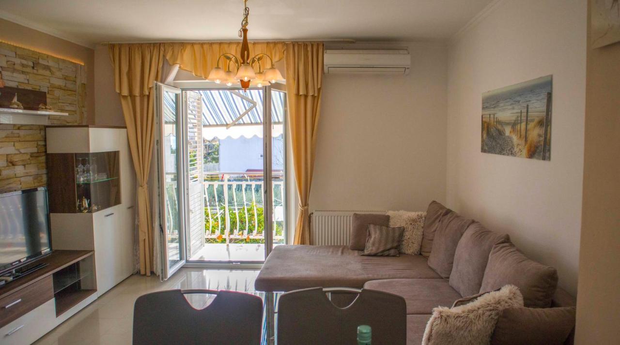 פודסטראנה Apartments Mm מראה חיצוני תמונה